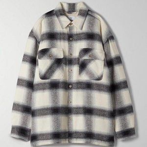 Aritzia - TNA Prospect Shirt Jacket - White & Black